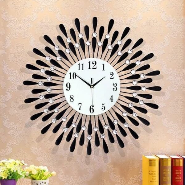 Elegant Round leaf metal Wall Clock - Image 3